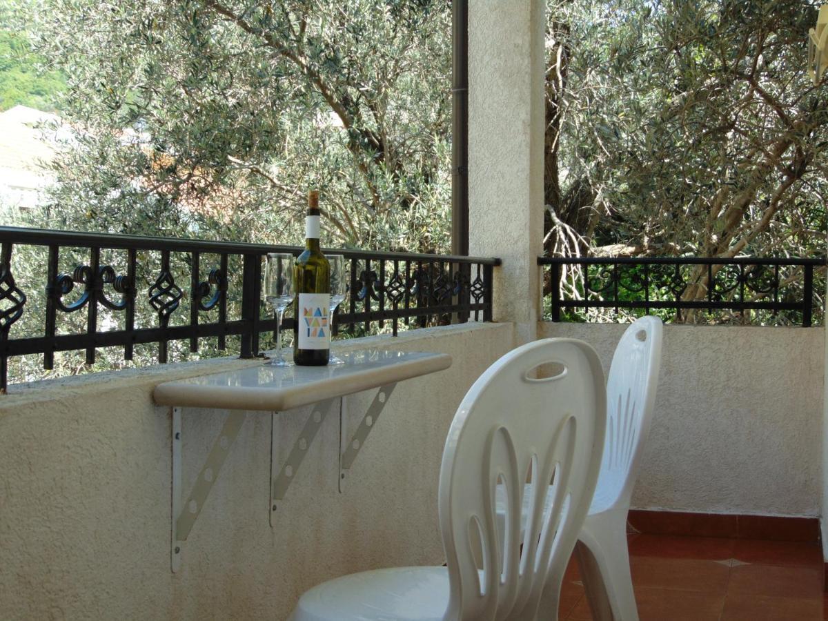 Appartement The Four Fish à Petrovac Extérieur photo