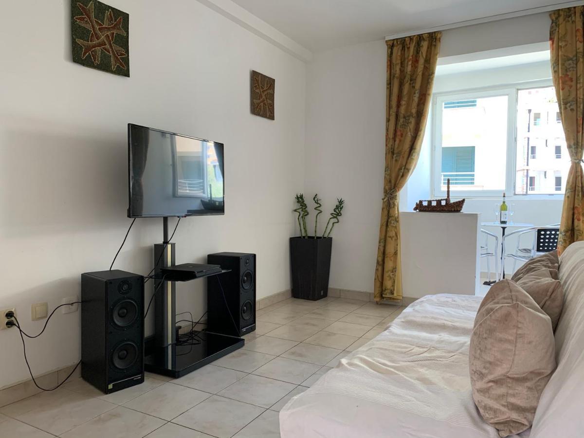 Appartement The Four Fish à Petrovac Extérieur photo